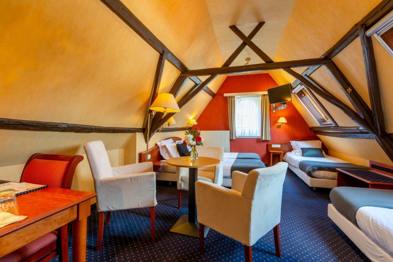 The Black Swan Hotel 3*